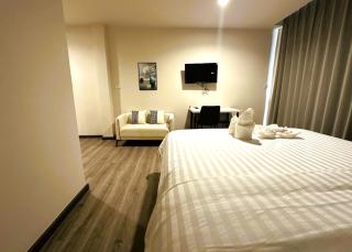 Like and join hostel - 9