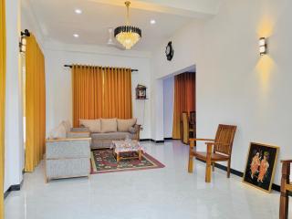 Akarsha Residence - Near Airport - 0