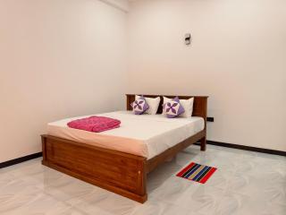 Akarsha Residence - Near Airport - 7