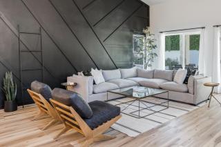 Black Palm Sparkling Pool Pool Table Close To Kierland Entertainment Newly Designed Beauty - 1