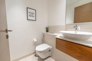Spacious Two Bedroom with Maids room Near City Mall - 3