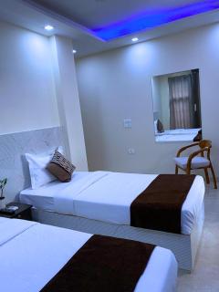 Cassava Stay close to Visa Center - 1