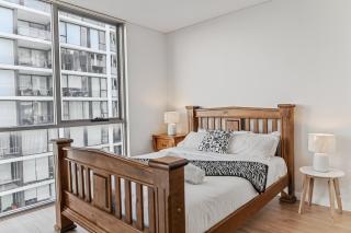 Cozy 3BR Mascot APT Walk to Train &Airport - 4