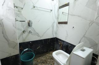 Hotel Urban Near Expo Mart - 1