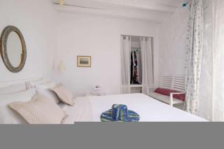 3 Paros All Season Villas - 2