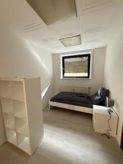 RO1 - Gepflegte Unterkunft Nahe Frankfurt - 7