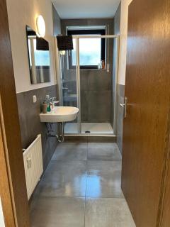 RO1 - Gepflegte Unterkunft Nahe Frankfurt - 4