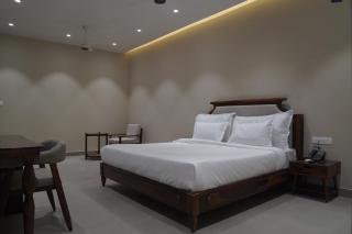 KMR Hotels & Resorts - 6