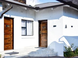 C'est La Vie Guest House - 5