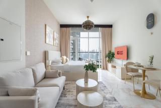 GuestReady - Studio | Stunning Burj Khalifa View - 5