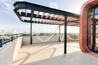 Great location Apartment with Rooftop Pool / Gym - 1