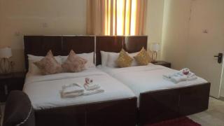 Reina Villa Hotel - 8