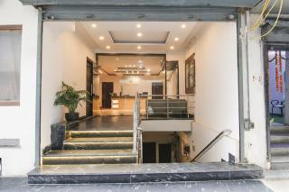 Via Aerosky Inn - Nr Yashobhoomi Convention Centre - 9