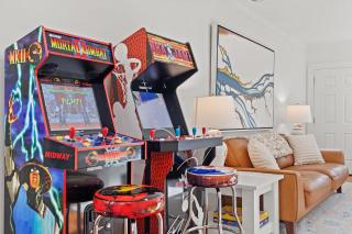 Pink Pearl By the Sea 8 Bedroom - 5