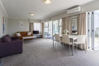 Sea Breeze On Belt - near beach & coastal walk - 8