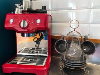 The Brooklands Bungalow - charming garden cottage - 8