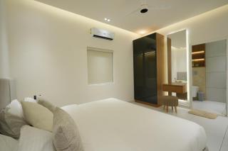 Royale Suites - 1 BHK Serviced Apartment - Kadayirippu - 3