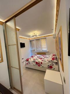 Central Park Rentals - 8