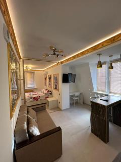 Central Park Rentals - 4