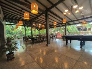 Antique Villa for Big company, 10 min walk Morjim Beach - 1