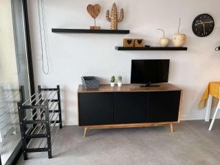 MARCOGVOILE - Golfe de Saint-Tropez - Agréable T2 cabine avec vue sur la marina - 3