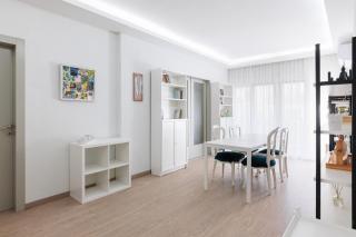 F & B Collection - Flat for 4 - 3