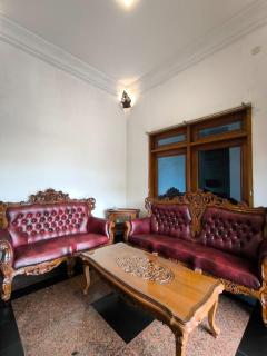 Daffodil House Proper Guest House Near Malioboro - 1