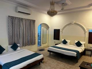 Crown Plaza Heritage - 4