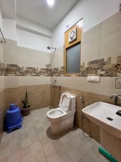 Rustic Roots Home Stay - 3