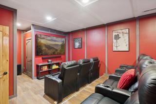 Hidden Cove Chalet cabin - 7