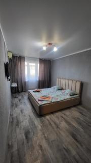 Квартира двухкомнаиная центр города - 1