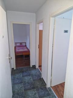 Bungalow 2 - 4-Raum-Wohnung mit Küche und 2 WC Duschen in Ohrdruf-Crawinkel - 9