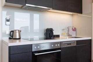 Skyline View - Gym - Parking - Supermarket - Restaurant - Self Ceck In - 7