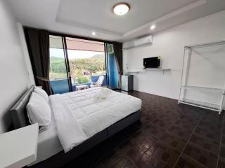 At Mutta Lanta House - 6