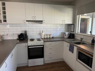 7 Salty Air Beach Shack Pets Ok 350m To The Beach! - 3