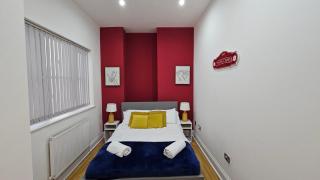 Newhall Street Apartment - 3