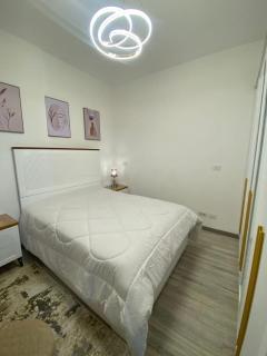 Mona Lakeside Apartment-Quiet Privado Madinaty - 5