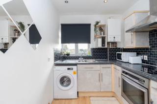 Regalia Living Apartment in Southampton - Southampton - 3