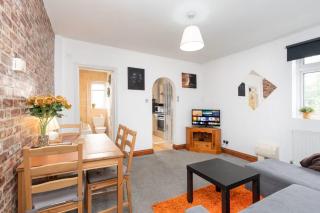 Regalia Living Apartment in Southampton - Southampton - 0