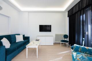 F & B Collection - Flat for 4 - 5