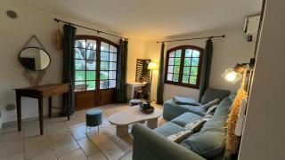 Provencal Villa With Pool And Panoramic Views - 6