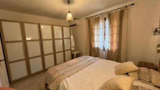 Provencal Villa With Pool And Panoramic Views - 5