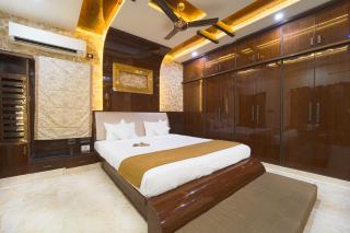 Alaya Stays Royal Valora Charming 5 BHK villa with Garden - 4