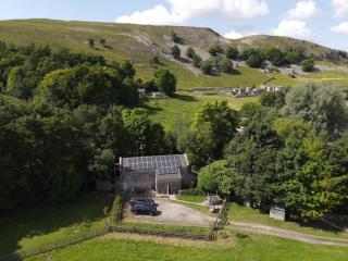 Kilnsey Wellbeing Barn With Hot Tub, Cold Plunge, Pet Friendly - 2
