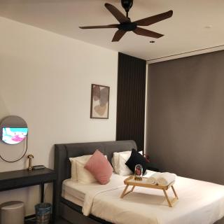 Ritz Residence Suites Scarletz KLCC - 1