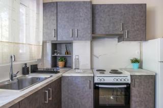 Γκαρσονιέρα 1 δίπλα στη θάλασσα! - Antikyra - 7