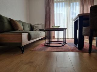 Semic apartments - 2