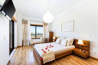 Casa Bayview Bliss - Sea Views Pool & BBQ Stroll to Beach and Ferragudo Village - 3