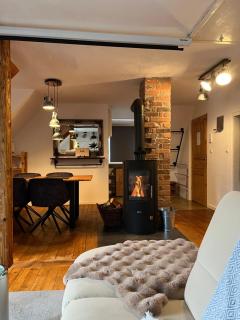 gemütliche rustikale Wohnung mit Kamin und optionalem Whirlpool - 9