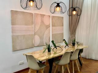 Marina Chic l Stylish 2BR Retreat l Straits Quay - 2